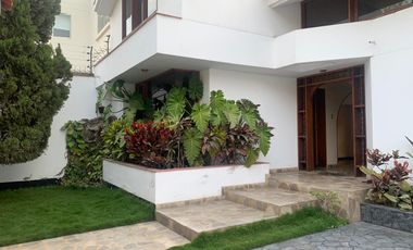Alquiler de hermosa casa en inmejorable zona de Surco