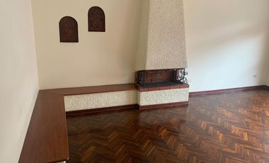 Alquiler de hermosa casa en inmejorable zona de Surco