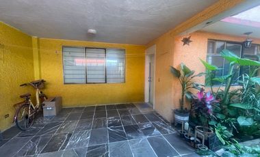 Se vende casa en San Lorenzo la Cebada, Xochimilco, CDMX.
