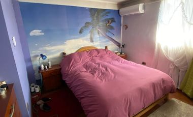Se Vende Lida Casa Esquina en Quilicura