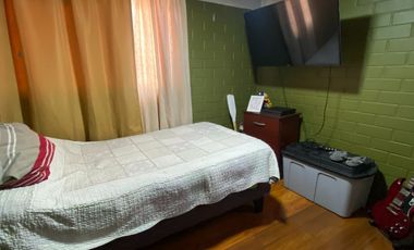 Se Vende Lida Casa Esquina en Quilicura
