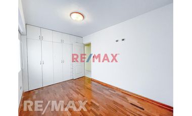 Venta De Amplio y Cómodo Departamento De 152.79M2 Con Vista A La Calle