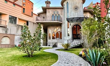 Casa en Venta - Pedregal de Echegaray