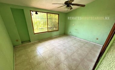 CASA EN VENTA DE REMATE BANCARIO EN TEMIXCO MORELOS