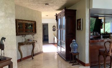 CASA EN RENTA EN COLINAS DE SAN JAVIER