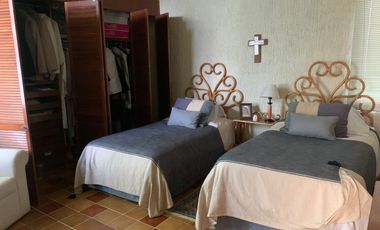 CASA EN RENTA EN COLINAS DE SAN JAVIER