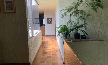 CASA EN RENTA EN COLINAS DE SAN JAVIER
