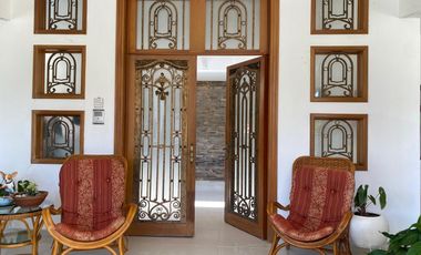 CASA DE DESCANSO CON ALBERCA   EN RECONOCIDO FRACCIONAMIENTO