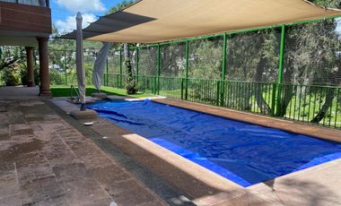 CASA DE DESCANSO CON ALBERCA   EN RECONOCIDO FRACCIONAMIENTO