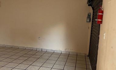 VENTA DE LOCAL COMERCIAL, CALLE SAN ANTON, CUERNAVACA. MOR. $ 900,000