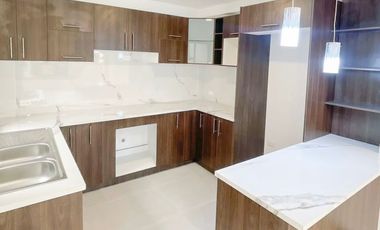 ¡Tu Nuevo Hogar en Llano Chico! Conjunto de Casas VIP, de 124 m2