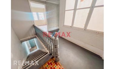 Local Comercial U Oficina En Alquiler | Esquina | Piso 2 Y 3