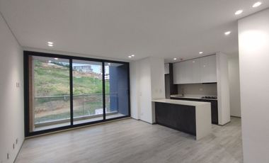 Apartamento en Arriendo ubicado en pinares alto