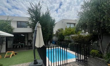 Hermosa Casa 6 Ambientes En Exclusivo Condominio, Piedra Roja