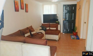 CASA de VENTA en Conjunto Habitacional a 2 cuadras de Av. Geovanny Calles, Calderón, Ecuador