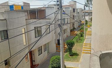 CASA de VENTA en Conjunto Habitacional a 2 cuadras de Av. Geovanny Calles, Calderón, Ecuador