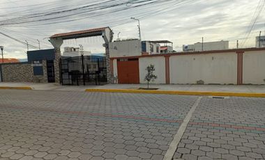 Casa de VENTA en Conjunto Residencial, Marianitas, Calderón, Ecuador