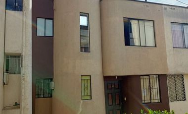 Casa de VENTA en Conjunto Residencial, Marianitas, Calderón, Ecuador