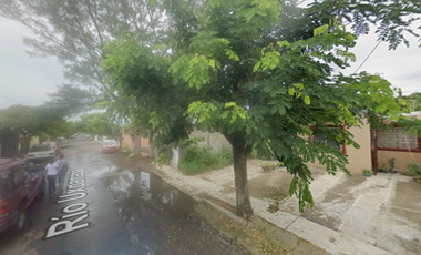 CASA EN VENTA EN LOMAS DE RIO MEDIO VERACRUZ