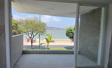 SE VENDE DEPARTAMENTO DUPLEX Y PH EN BAHIA DE CARAQUEZ FRENTE AL MAR