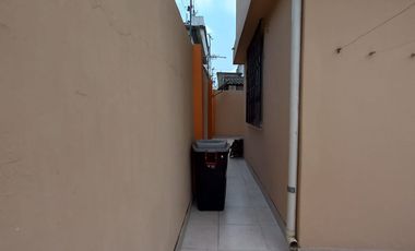 VENTA DE CASA RENTERA ESQUINERA EN CDLA. COVIEM SUR DE GUAYAQUIL