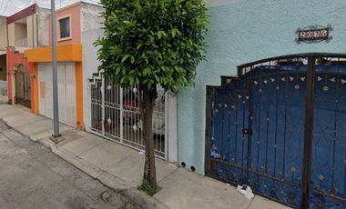 VENTA DE CASA EN GUADALAJARA