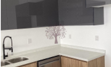 CASA EN RENTA EN CAÑADAS DEL LAGO NUEVA, 4 RECS. 4 BAÑOS, JARDIN, ESPACIOS AMPLIOS Y CONFORTABLES