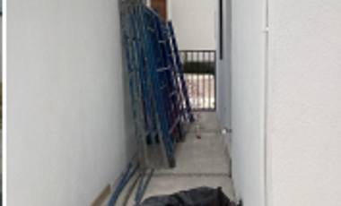 CASA EN RENTA EN CAÑADAS DEL LAGO NUEVA, 4 RECS. 4 BAÑOS, JARDIN, ESPACIOS AMPLIOS Y CONFORTABLES