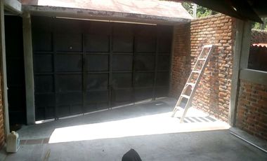 CASA EN LOMAS DE TZOMPANTLE