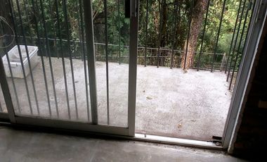 CASA EN LOMAS DE TZOMPANTLE