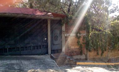 CASA EN LOMAS DE TZOMPANTLE