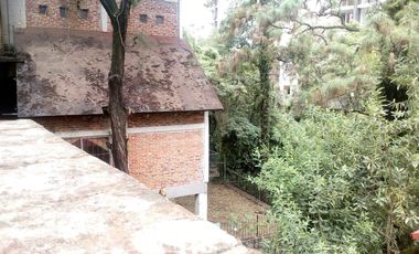 CASA EN LOMAS DE TZOMPANTLE