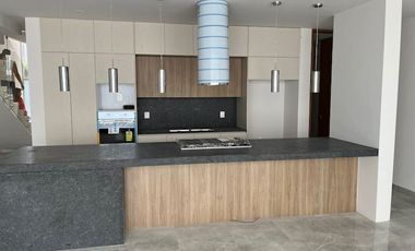 Casa nueva en venta en Soalres Residencial en Zapopan