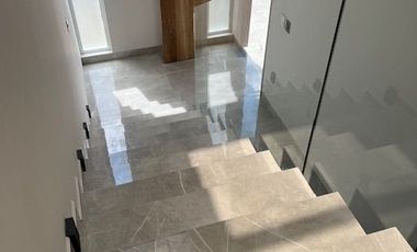 Casa nueva en venta en Soalres Residencial en Zapopan