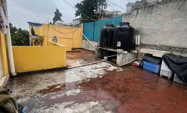 EDIFICIO EN VENTA CON 6 UNIDADES RENTABLES