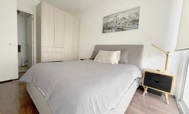 DEPARTAMENTO CON CUARTO DE SERVICIO, BODEGA, JARDÍN, LAVANDERIA,  2 ESTACIONAMIENTOS