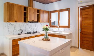 Villa 2 Bedrooms Leasehold in Kesari Sanur