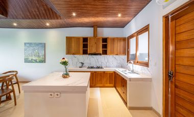 Villa 2 Bedrooms Leasehold in Kesari Sanur