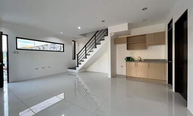 Overlooking Seaview Single Detached House for sale - Minglanilla Highlands