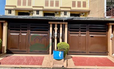2-STOREY HOUSE FOR RENT (near K-town/Friendship)