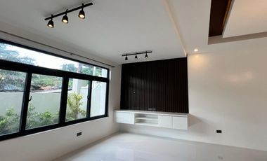 4 BEDROOMS HOUSE AND LOT FOR RENT IN FRIENDSHIP HIGHWAY ANGELES PAMPANGA