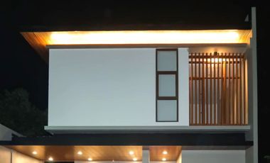 Modern House for SALE in Pacific Heights Subdivision, Talisay City, With Swimming Pool