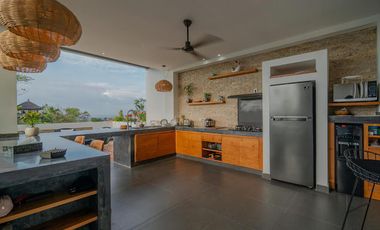 3 Bedroom Villa with Ocean View in Jimbaran for Rent Yearly
