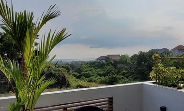 3 Bedroom Villa with Ocean View in Jimbaran for Rent Yearly