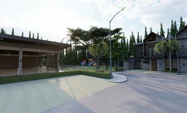 Pre-selling Subdivision Duplex House at Danarra South