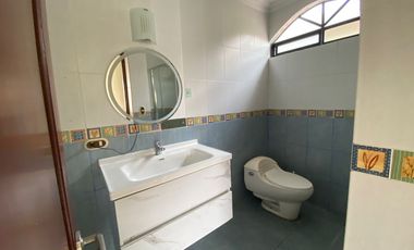 Alquilo casa en Urbanización Aquamarina de 3 dormitorios