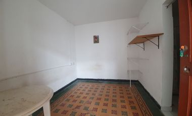 VENDO CASA EN EL BARRIO LOS MARTIRES DE LA CIUDAD DE NEIVA