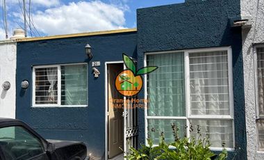CASA EN VENTA EN COTO EN PARQUES DE SANTA CRUZ DEL VALLE, TLAQUEPAQUE