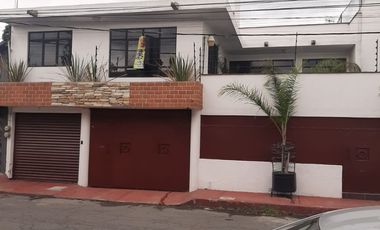 CASA SÚPER UBICADA EN LAZARO CARDENAS CUAUTITLAN