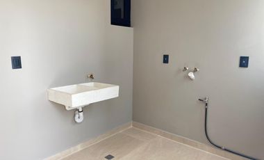 Preciosa casa de 3 niveles en renta en Villa Carriedo, zona de Lomas del Campanario Norte, Querétaro